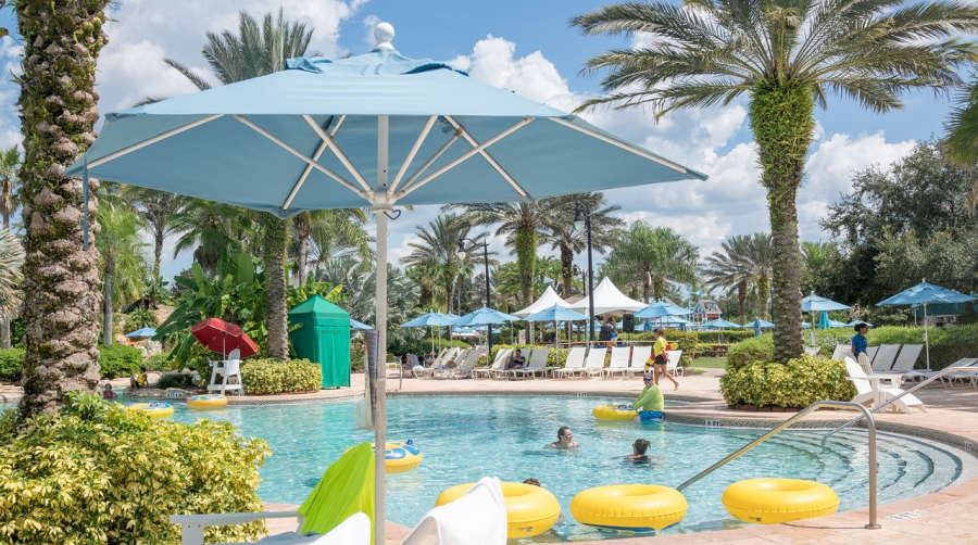 Discover the Ultimate Camping Experience with Water Park and Beach Access